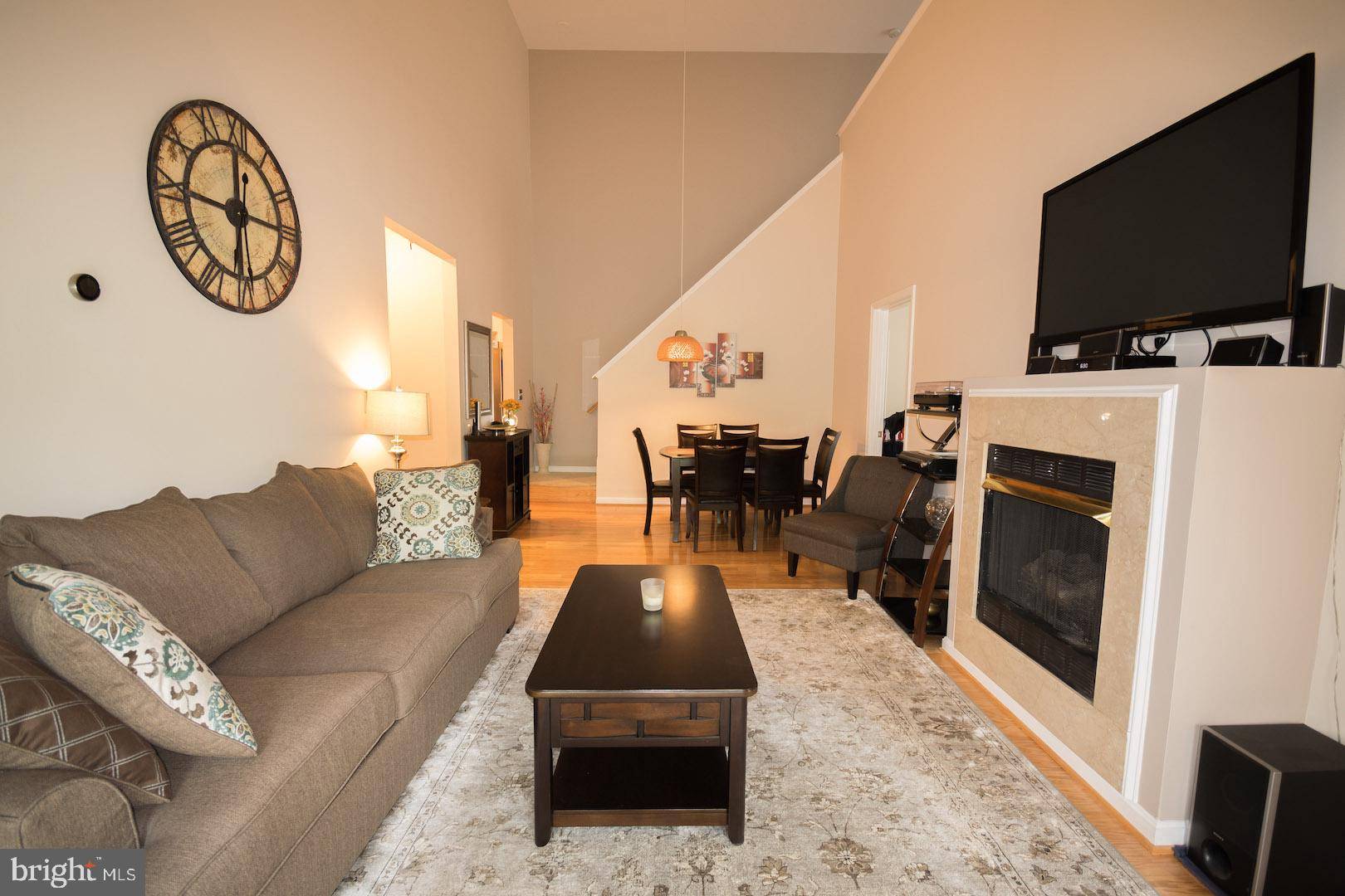 Alexandria, VA 22315,6515 GRANGE LN #404