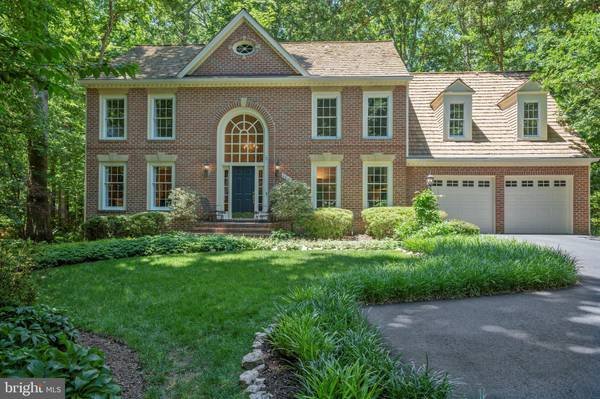 6810 BRIMSTONE LN, Fairfax Station, VA 22039