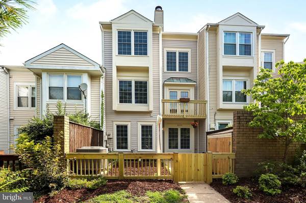 6023 SUNSET RIDGE CT, Centreville, VA 20121