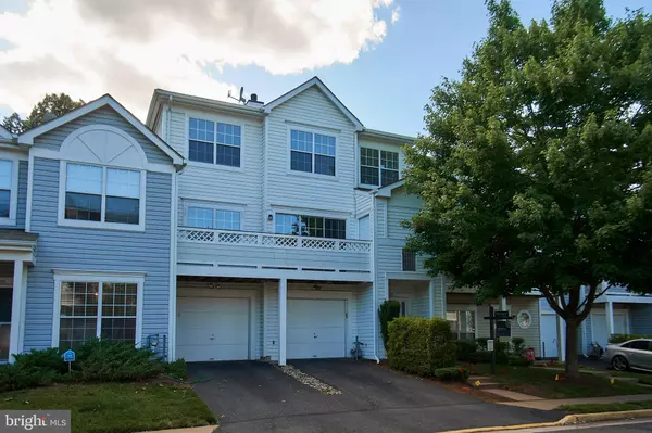 5128 CASTLE HARBOR WAY #79, Centreville, VA 20120