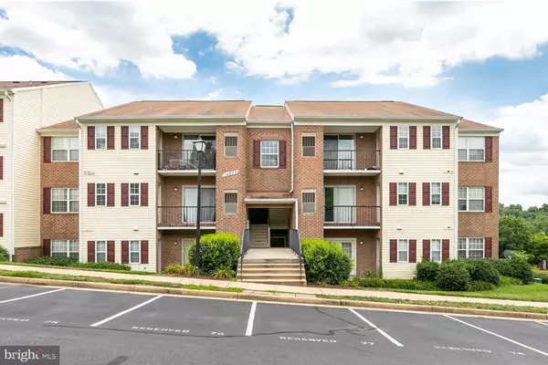 Centreville, VA 20121,14807 RYDELL RD #202