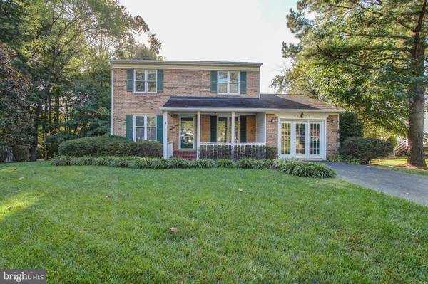 Vienna, VA 22181,9555 PINE CLUSTER CIR