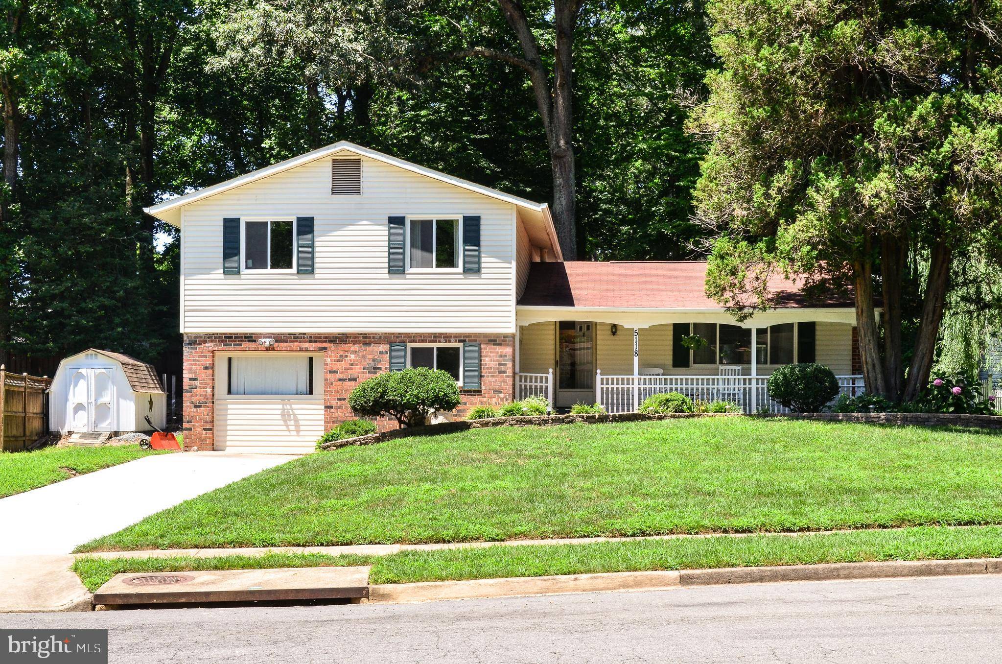 5118 GAINSBOROUGH DR, Fairfax, VA 22032