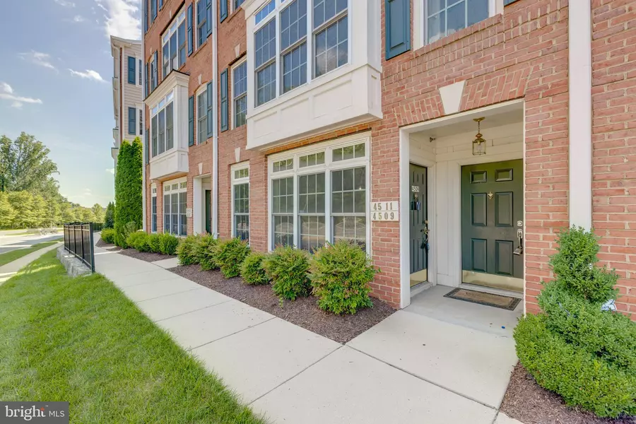 4509 WHITTEMORE PL #1721, Fairfax, VA 22030