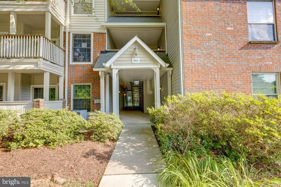 3903 PENDERVIEW DR #1526, Fairfax, VA 22033