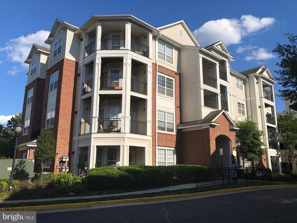 12933 CENTRE PARK CIR #202, Herndon, VA 20171