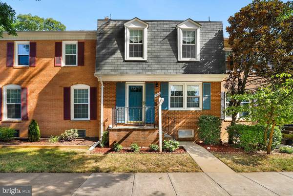 7042 LEESTONE ST, Springfield, VA 22151