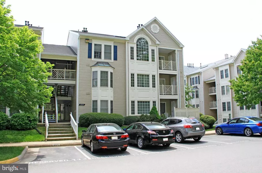 12233 FAIRFIELD HOUSE DR #204B, Fairfax, VA 22033