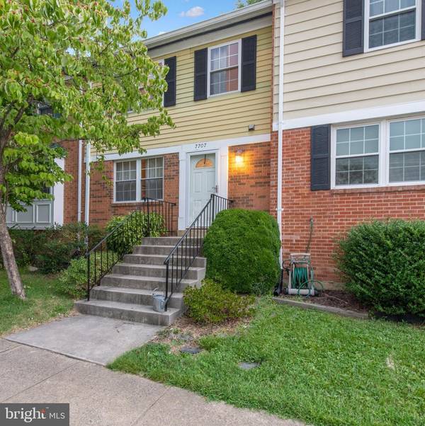 7707 TREVINO LN, Falls Church, VA 22043