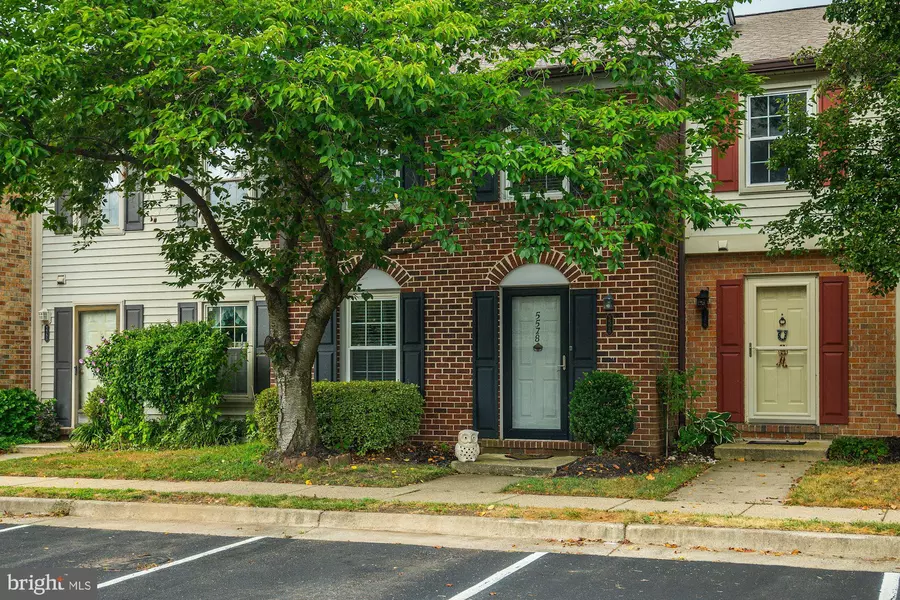 5578 FIRST STATESMAN LN, Alexandria, VA 22312