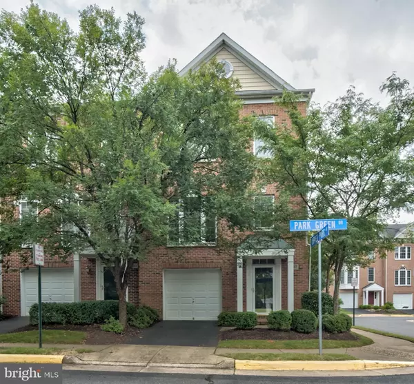 11657 PARK GREEN DR, Fairfax, VA 22030