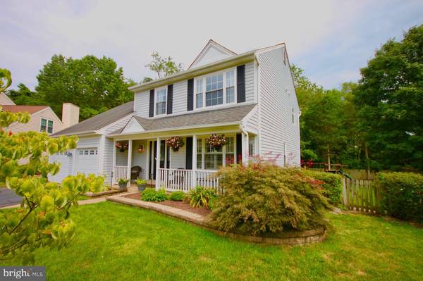 14387 EMERALD POOL DR, Centreville, VA 20120