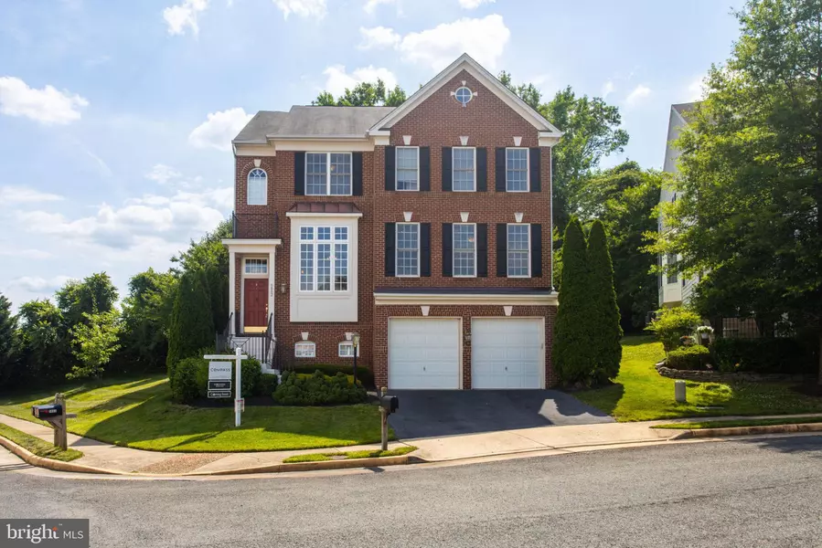 5862 GOVERNORS HILL DR, Alexandria, VA 22310