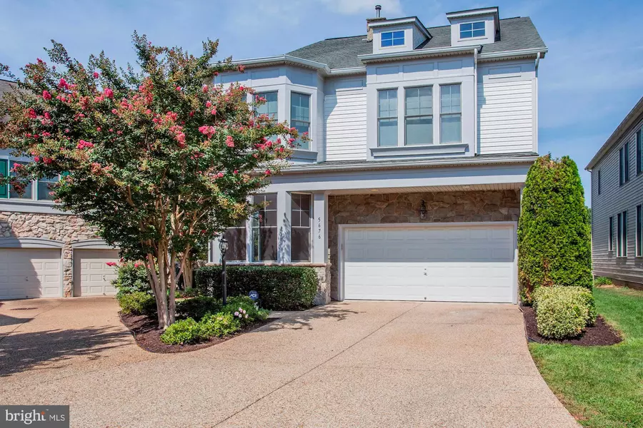 5676 TOWER HILL CIR, Alexandria, VA 22315