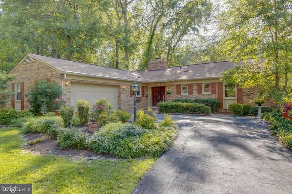 3304 CLEARWOOD CT, Falls Church, VA 22042