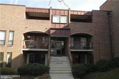 11220 CHESTNUT GROVE SQ #124, Reston, VA 20190