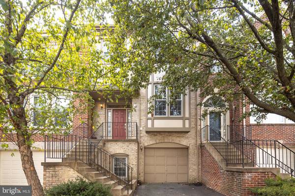 6237 CLARA EDWARD TER, Alexandria, VA 22310