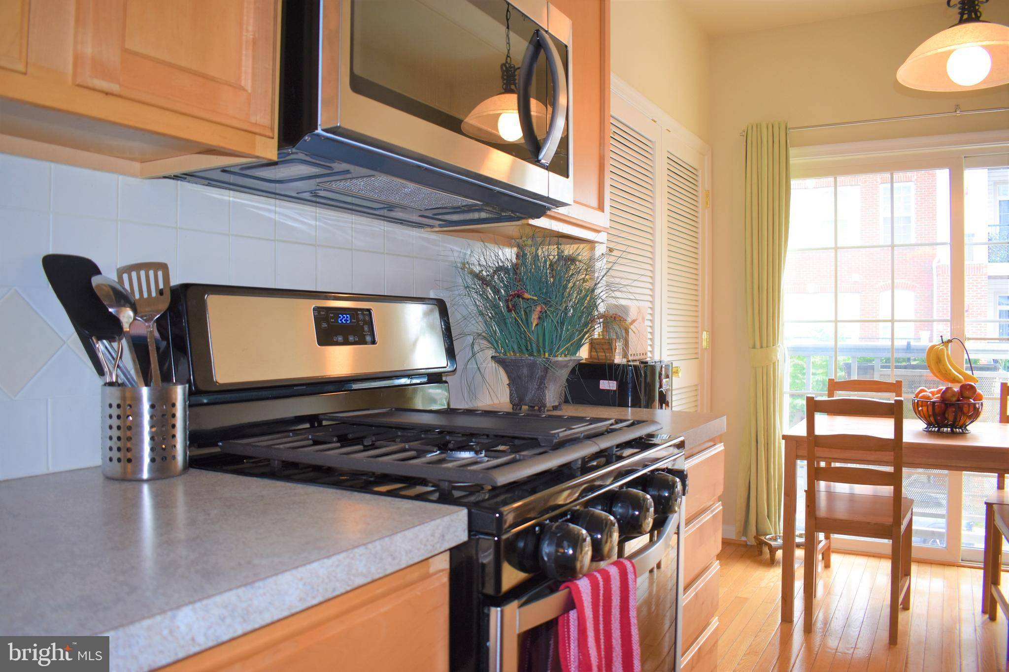 Fairfax, VA 22030,11636-A CAVALIER LANDING CT #1409-A