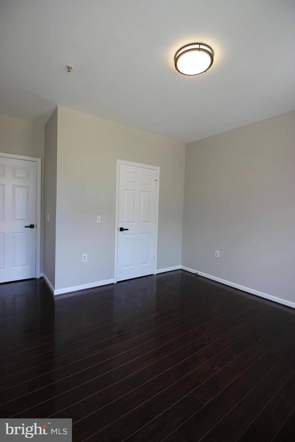 Fairfax, VA 22030,11305 ARISTOTLE DR #2-306