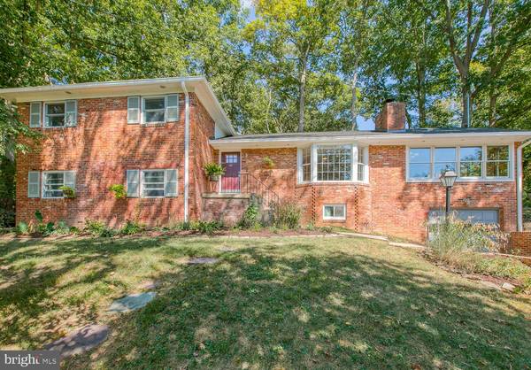 6334 CAVALIER CORRIDOR, Falls Church, VA 22044