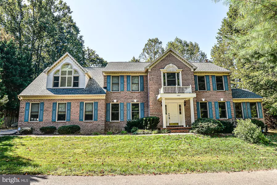 5967 FAIRVIEW WOODS DR, Fairfax Station, VA 22039