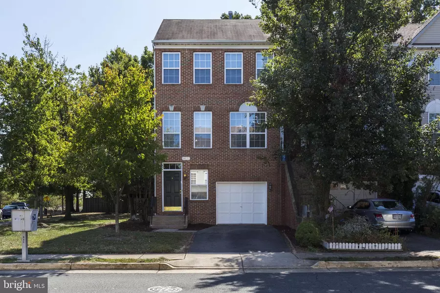 14851 BOLTON RD, Centreville, VA 20121