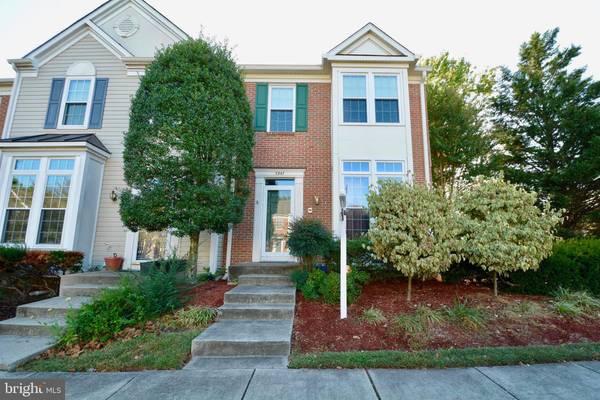 5947 RAINA DR, Centreville, VA 20120