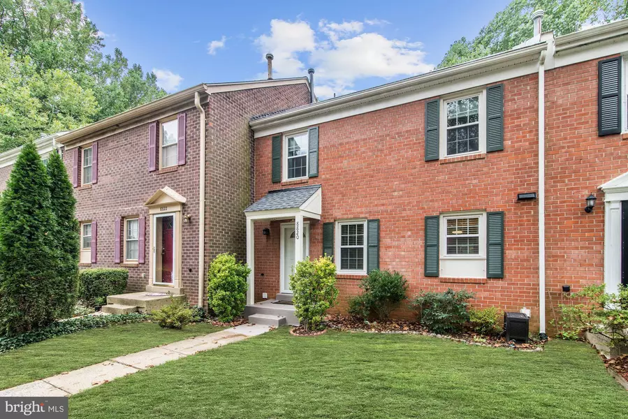 8820 CAMEO SQ, Springfield, VA 22152