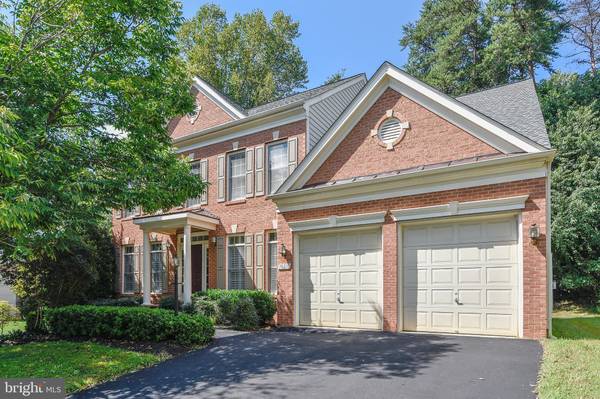 10210 GLEN CHASE CT, Fairfax, VA 22032