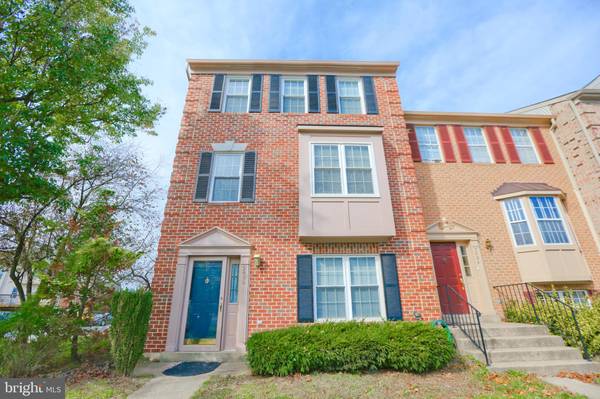 5496 MIDDLEBOURNE LN, Centreville, VA 20120