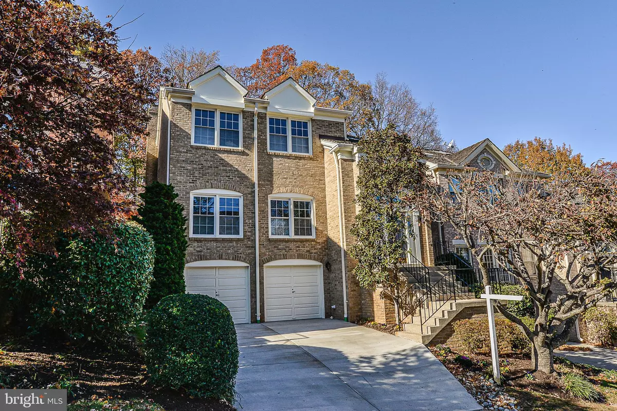 Mclean, VA 22101,1604 AERIE LN