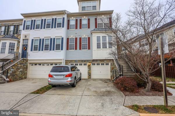 2039 CAPSTONE CIR, Herndon, VA 20170