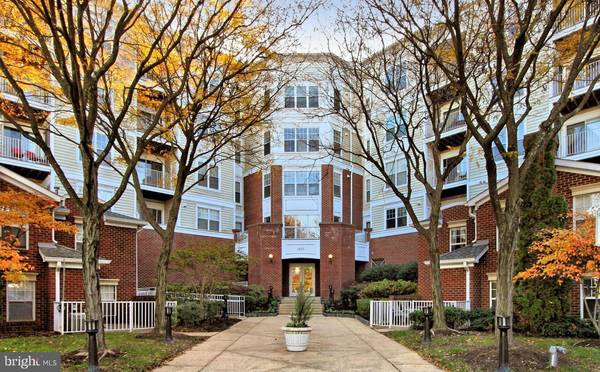 1645 INTERNATIONAL DR #114, Mclean, VA 22102