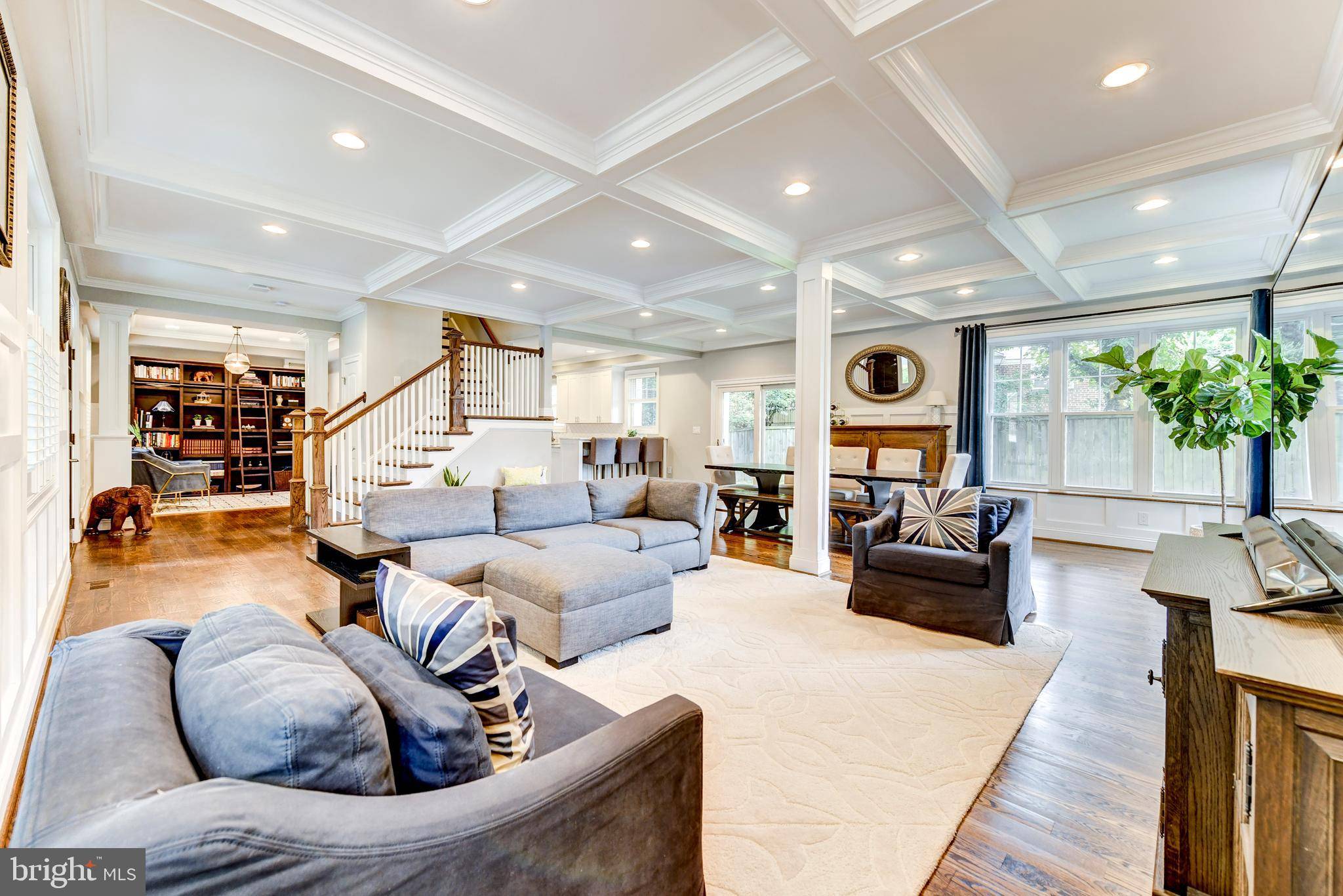 7221 ARTHUR DR, Falls Church, VA 22046