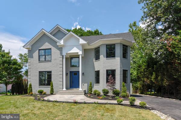 2902 LINDEN LN, Falls Church, VA 22042