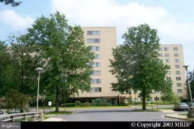 6641 WAKEFIELD DR #204, Alexandria, VA 22307