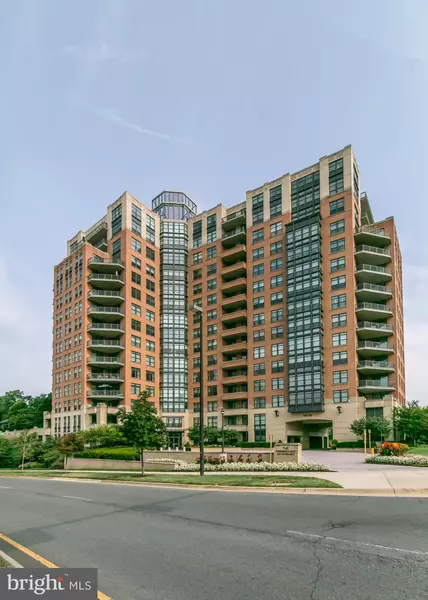 1830 FOUNTAIN DR #1002, Reston, VA 20190