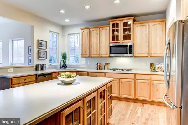 Alexandria, VA 22309,3813 NALLS RD