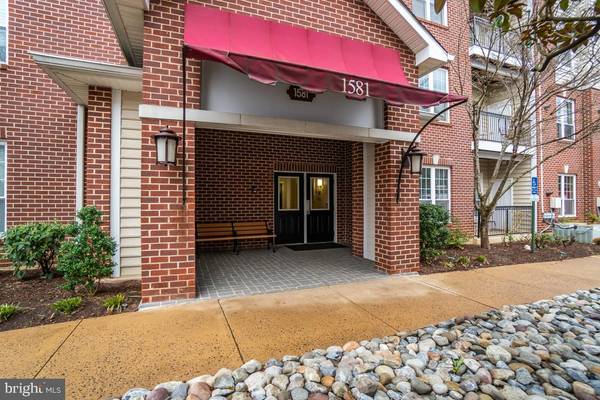 1581 SPRING GATE DR #5208, Mclean, VA 22102