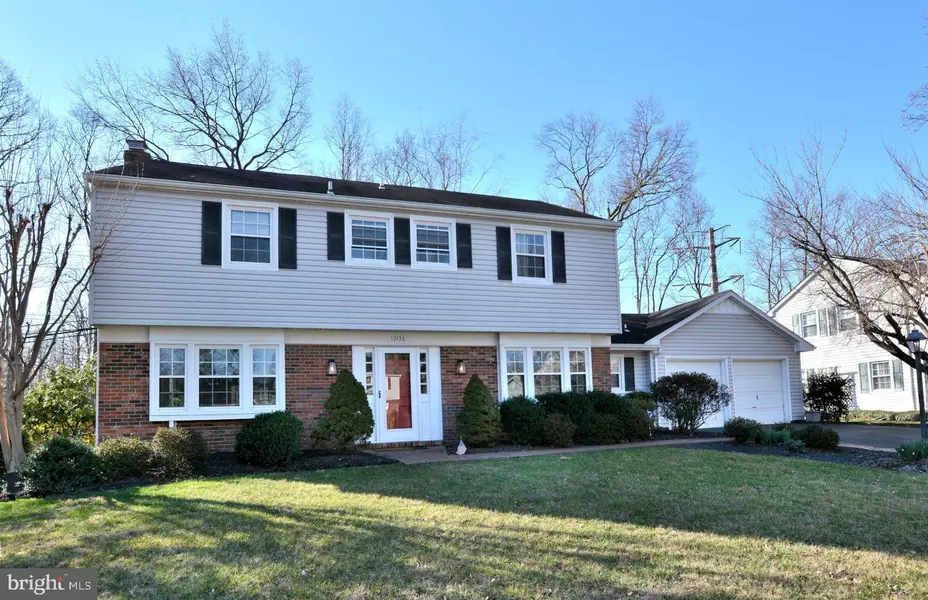 13136 MORNING SPRING LN, Fairfax, VA 22033