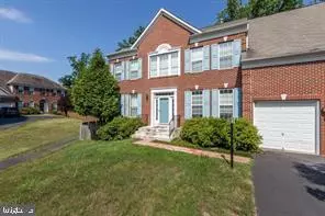 Fairfax, VA 22030,13096 MONICA CT