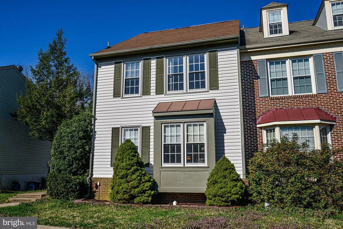 Centreville, VA 20121,14117 STARBIRD CT