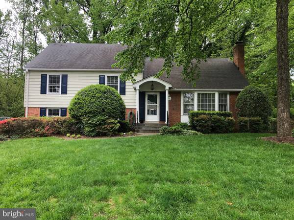 8607 CYRUS PL, Alexandria, VA 22308