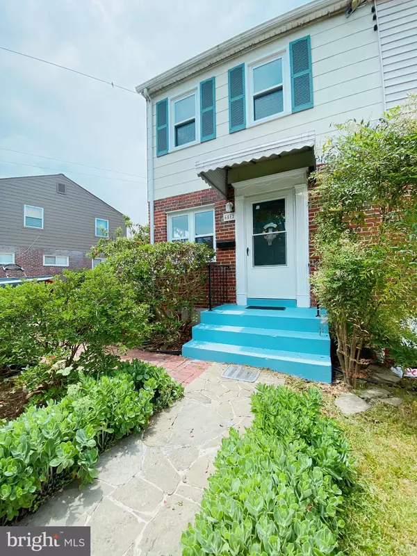 6812 RADCLIFFE DR, Alexandria, VA 22307