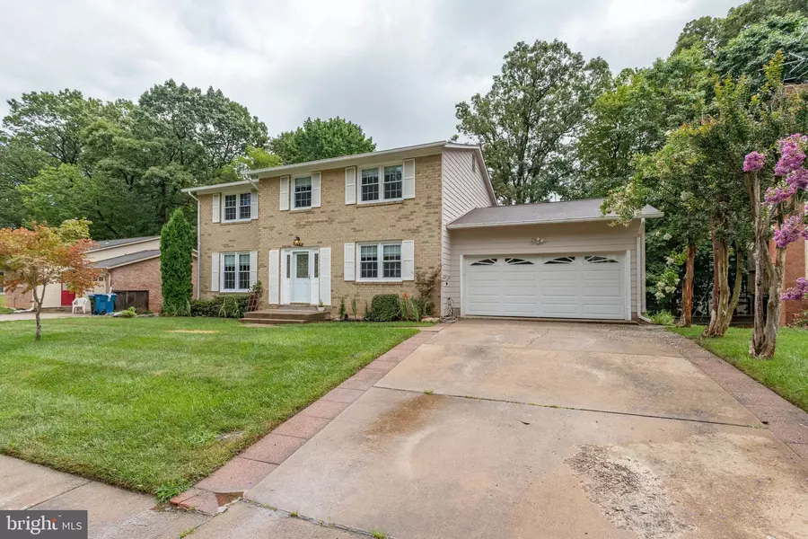 5249 KAYWOOD CT, Fairfax, VA 22032