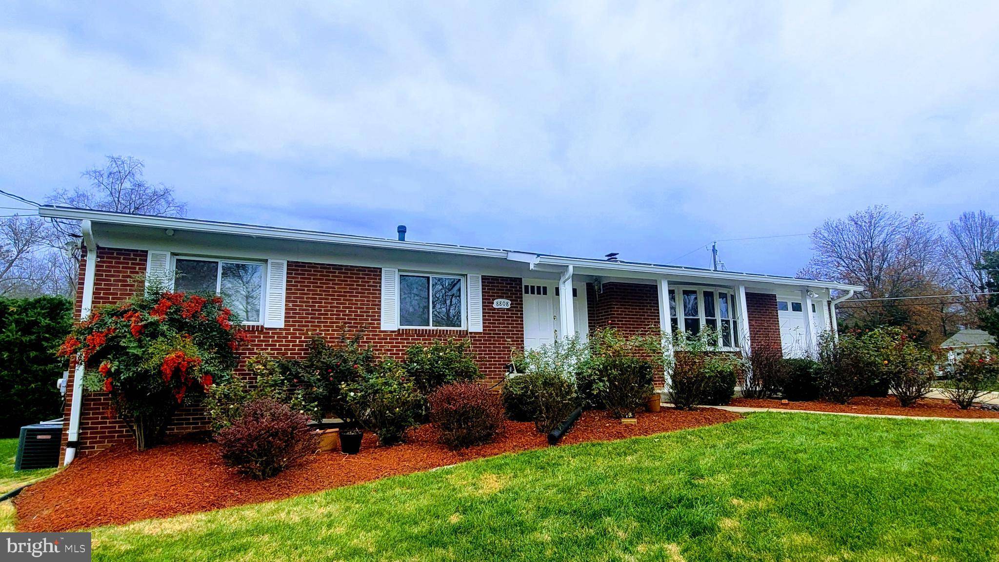 8808 GATESHEAD RD, Alexandria, VA 22309