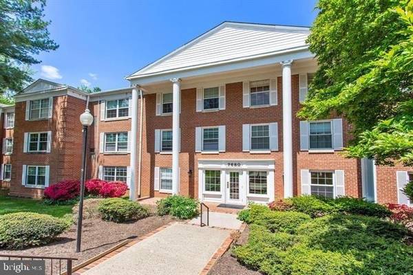 7680 TREMAYNE PL #102, Mclean, VA 22102