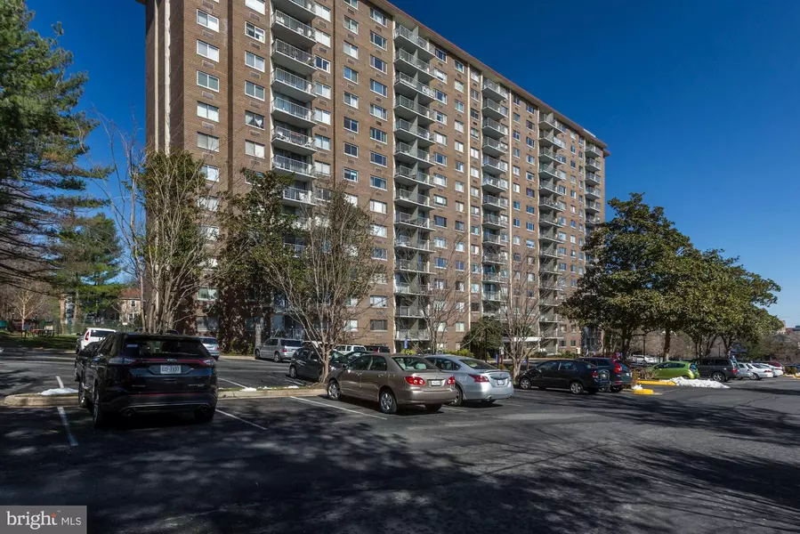 2059 HUNTINGTON AVE #411, Alexandria, VA 22303