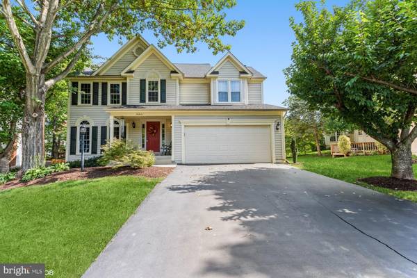 5801 CUB STREAM DR, Centreville, VA 20120