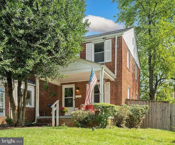 5927 WILLIAMSBURG RD, Alexandria, VA 22303